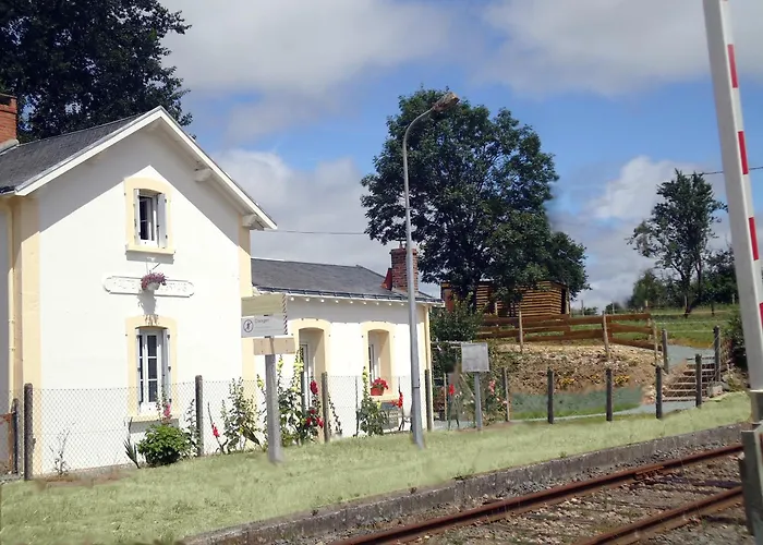 Bienvenue A La Halte De Sigournais Ancienne Gare